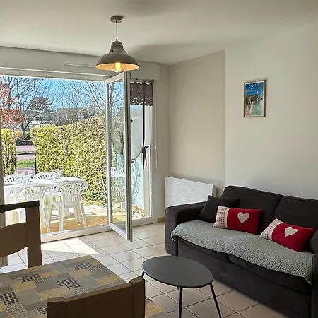 3 Pieces Avec Terrasse Pres De La Et Parking Securise - Fr-1-487-379 Cabourg