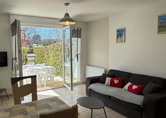 3 Pieces Avec Terrasse Pres De La Et Parking Securise - Fr-1-487-379 Cabourg